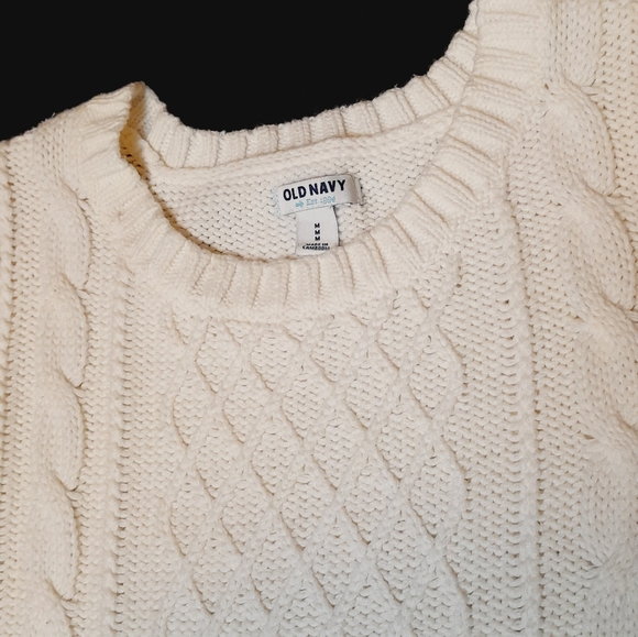 Old Navy Sweaters - Old Navy Women's Or Junior's Cream Cable Knit Sweater